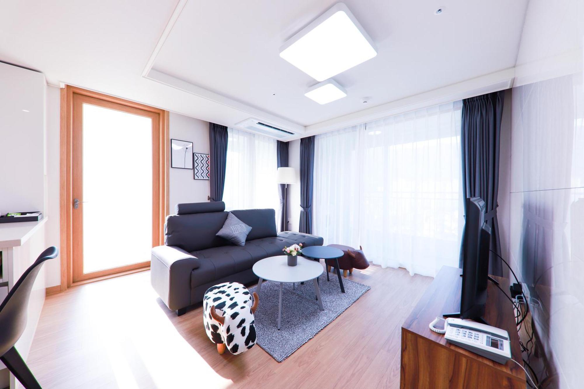 Geoje Leein Stay Hotel Esterno foto
