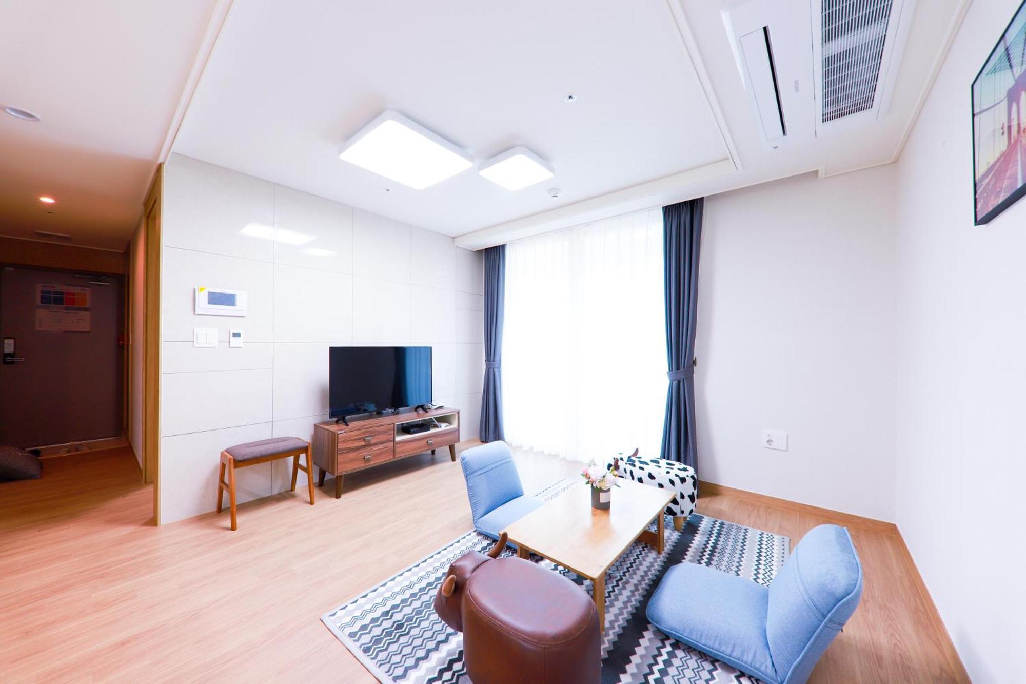 Geoje Leein Stay Hotel Esterno foto