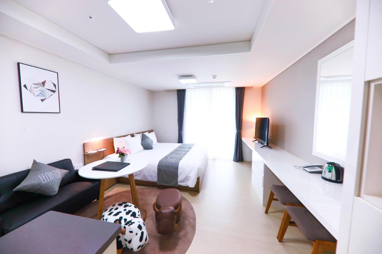 Geoje Leein Stay Hotel Esterno foto